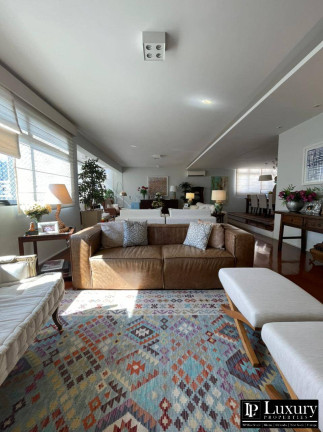 Imagem Apartamento com 3 Quartos à Venda, 359 m² em Real Parque - São Paulo
