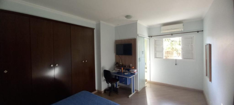 Imagem Casa com 2 Quartos à Venda, 125 m² em Jardim Santa Judith - Campinas Imagem Casa com 2 Quartos à Venda, 125 m² em Jardim Santa Judith - Campinas