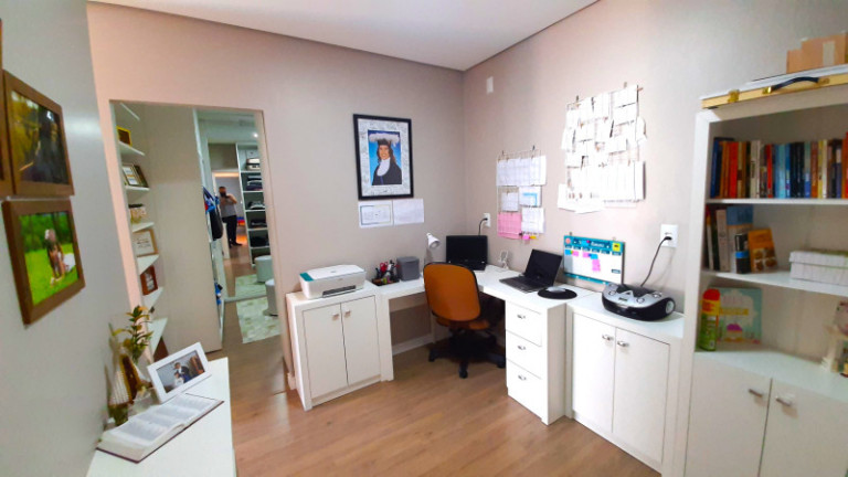 Imagem Casa com 3 Quartos à Venda, 174 m²