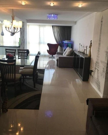 Imagem Apartamento com 3 Quartos à Venda, 129 m² em Centro - Balneário Camboriú Imagem Apartamento com 3 Quartos à Venda, 129 m² em Centro - Balneário Camboriú