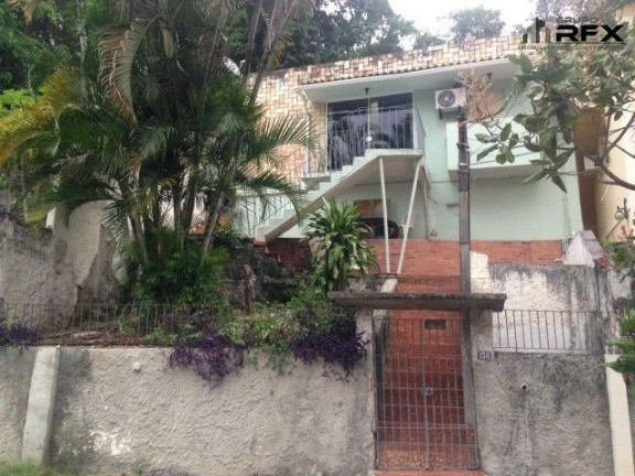 Imagem Casa com 5 Quartos à Venda, 510 m² em Santa Rosa - Niterói