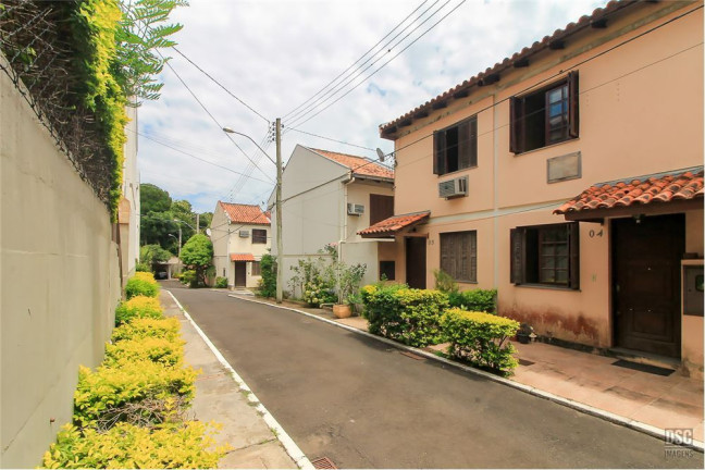 Imagem Casa com 2 Quartos à Venda, em Vila Nova - Porto Alegre Imagem Casa com 2 Quartos à Venda, em Vila Nova - Porto Alegre