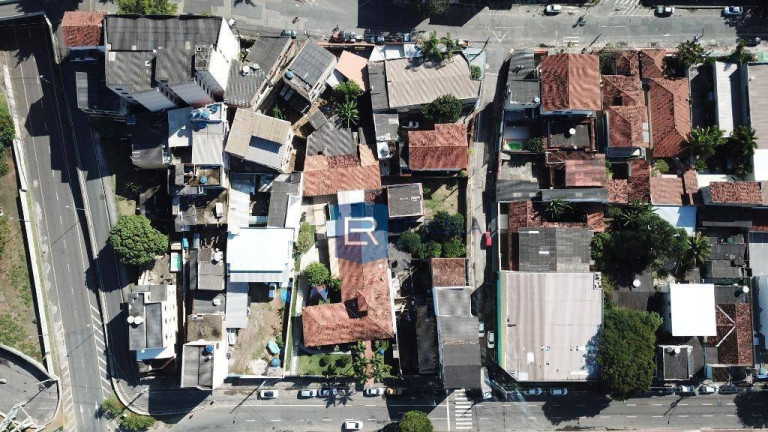Imagem Casa com 6 Quartos à Venda, 600 m² em Centro - Vila Velha Imagem Casa com 6 Quartos à Venda, 600 m² em Centro - Vila Velha