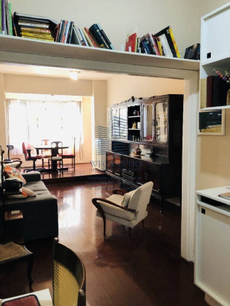 Imagem Apartamento com 3 Quartos à Venda, 125 m² em Copacabana - Rio De Janeiro