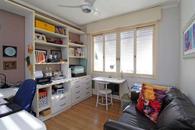 Imagem Apartamento com 3 Quartos à Venda, 100 m² em Moinhos De Vento - Porto Alegre Imagem Apartamento com 3 Quartos à Venda, 100 m² em Moinhos De Vento - Porto Alegre