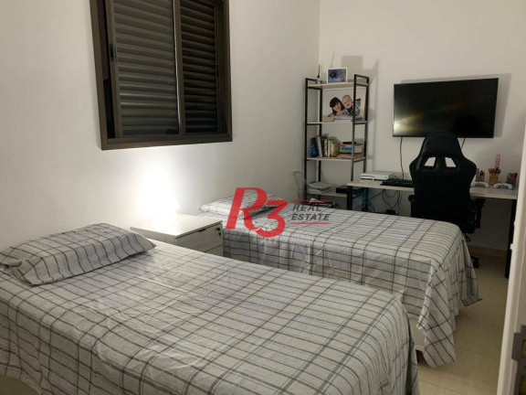 Imagem Casa com 3 Quartos à Venda, 200 m² em Boqueirão - Santos Imagem Casa com 3 Quartos à Venda, 200 m² em Boqueirão - Santos