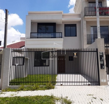 Imagem Sobrado com 3 Quartos à Venda, 118 m² em Guabirotuba - Curitiba Imagem Sobrado com 3 Quartos à Venda, 118 m² em Guabirotuba - Curitiba