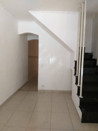 Imagem Casa com 2 Quartos à Venda,  em Jardim Botucatu - São Paulo
