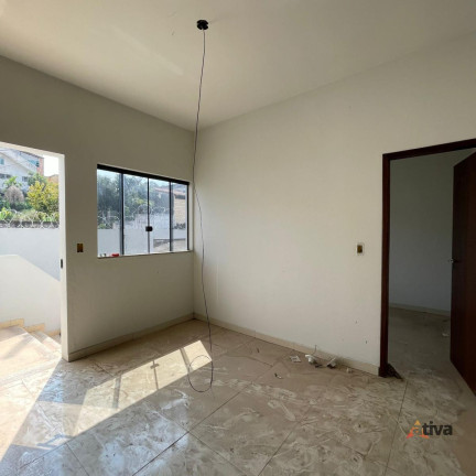 Imagem Casa com 3 Quartos à Venda, 95 m² Imagem Casa com 3 Quartos à Venda, 95 m²