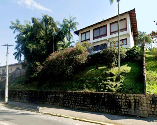 Imagem Casa com 3 Quartos à Venda, 220 m² em Saguaçu - Joinville