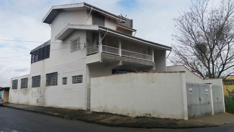 Imagem Galpão à Venda, 260 m² em Bela Vista - Pindamonhangaba Imagem Galpão à Venda, 260 m² em Bela Vista - Pindamonhangaba