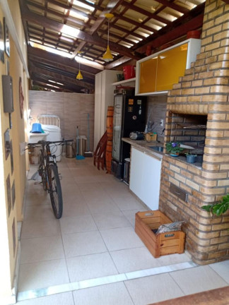 Imagem Casa com 4 Quartos à Venda, 117 m² em Centro - Lauro De Freitas Imagem Casa com 4 Quartos à Venda, 117 m² em Centro - Lauro De Freitas