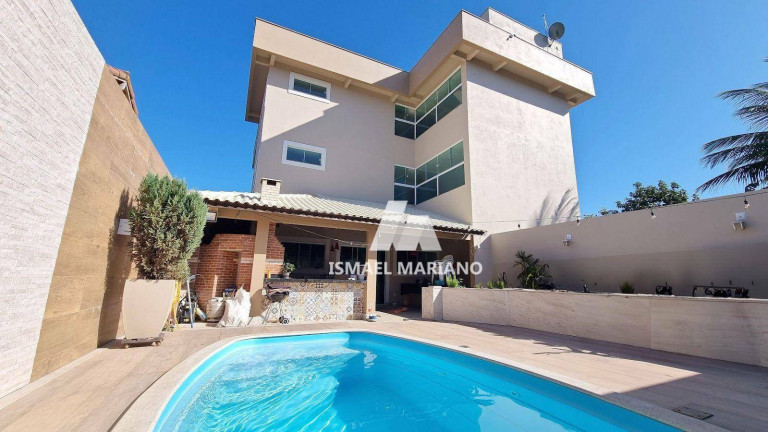 Imagem Casa com 3 Quartos à Venda, 380 m² em Santa Paula I - Vila Velha