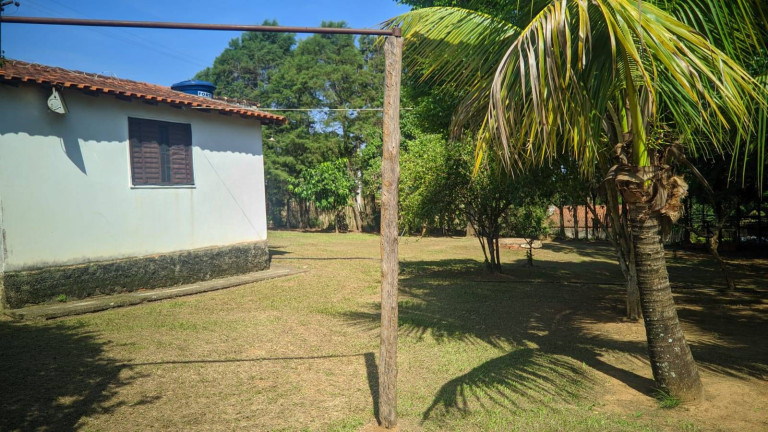 Imagem Chácara com 2 Quartos à Venda, 1.400 m² em Centro - Capela Do Alto Imagem Chácara com 2 Quartos à Venda, 1.400 m² em Centro - Capela Do Alto
