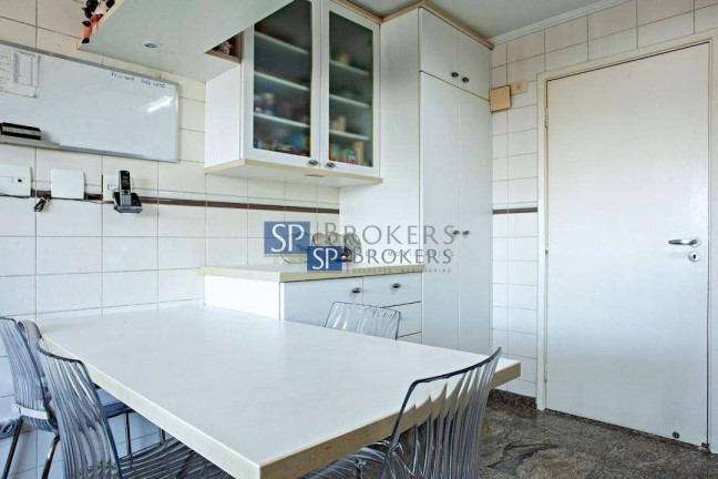 Imagem Apartamento com 4 Quartos à Venda ou Locação, 247 m² em Moema - São Paulo Imagem Apartamento com 4 Quartos à Venda ou Locação, 247 m² em Moema - São Paulo
