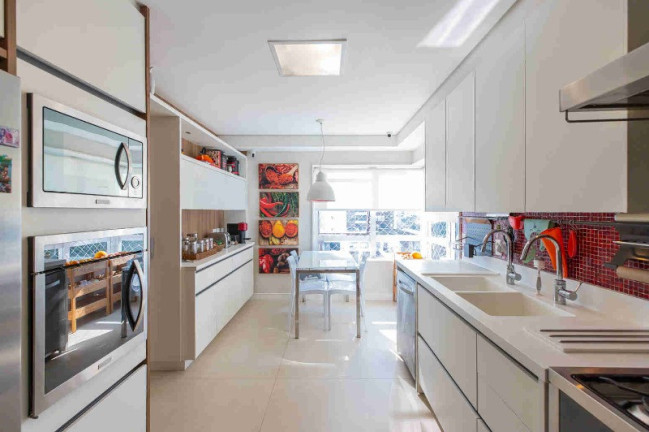 Imagem Imóvel com 4 Quartos à Venda, 251 m² em Campo Belo - São Paulo
