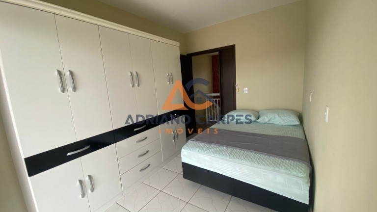 Imagem Sobrado com 5 Quartos para Alugar ou Temporada, 150 m² em Meia Praia - Navegantes Imagem Sobrado com 5 Quartos para Alugar ou Temporada, 150 m² em Meia Praia - Navegantes