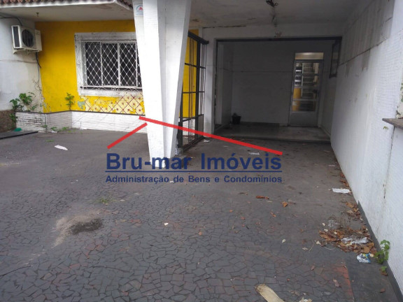 Sobrado com 3 Quartos à Venda, 150 m² em Embaré - Santos