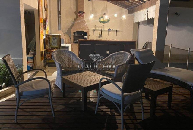 Imagem Casa com 4 Quartos à Venda, 420 m² em Barra Da Tijuca - Rio De Janeiro Imagem Casa com 4 Quartos à Venda, 420 m² em Barra Da Tijuca - Rio De Janeiro