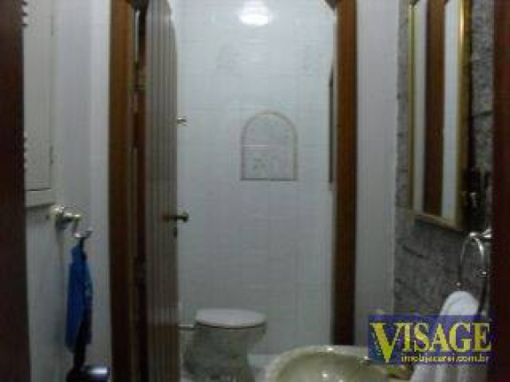 Imagem Sobrado com 3 Quartos à Venda, 308 m² em Vila Formosa - Jacareí
