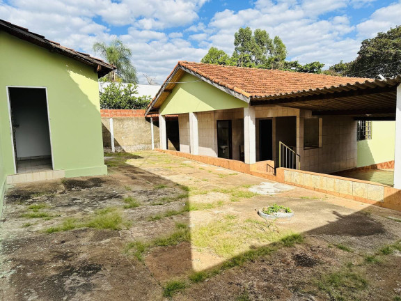 Imagem Casa com 3 Quartos à Venda, 375 m² em São Manuel