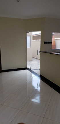 Imagem Casa com 2 Quartos à Venda, 70 m² em Residencial Estoril - Taubaté Imagem Casa com 2 Quartos à Venda, 70 m² em Residencial Estoril - Taubaté