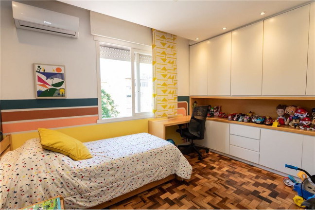 Imagem Imóvel com 2 Quartos à Venda, 69 m² em Humaitá - Porto Alegre Imagem Imóvel com 2 Quartos à Venda, 69 m² em Humaitá - Porto Alegre