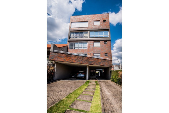 Imagem Imóvel com 3 Quartos à Venda, 129 m² em Camaquã - Porto Alegre Imagem Imóvel com 3 Quartos à Venda, 129 m² em Camaquã - Porto Alegre