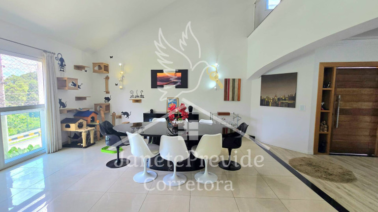 Imagem Casa de Condomínio com 3 Quartos à Venda, 360 m² em Alphaville - Santana De Parnaíba Imagem Casa de Condomínio com 3 Quartos à Venda, 360 m² em Alphaville - Santana De Parnaíba