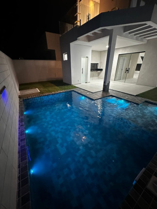 Casa com 3 Quartos à Venda, 250 m² em Ponta Negra - Manaus