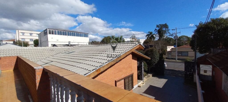 Imagem Casa com 5 Quartos à Venda,  em Rebouças - Curitiba