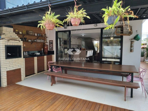 Imagem Casa com 3 Quartos à Venda, 225 m² em Cachoeira Do Bom Jesus - Florianópolis