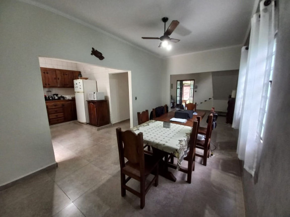 Imagem Casa com 3 Quartos à Venda, 320 m² em Canto Do Forte - Praia Grande Imagem Casa com 3 Quartos à Venda, 320 m² em Canto Do Forte - Praia Grande