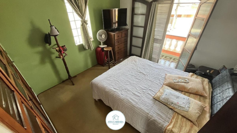Imagem Sobrado com 5 Quartos à Venda, 203 m² em Vila Sao Paulo - Itanhaém Imagem Sobrado com 5 Quartos à Venda, 203 m² em Vila Sao Paulo - Itanhaém