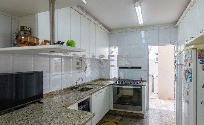 Imagem Sobrado com 4 Quartos à Venda, 554 m² em Morumbi - São Paulo Imagem Sobrado com 4 Quartos à Venda, 554 m² em Morumbi - São Paulo