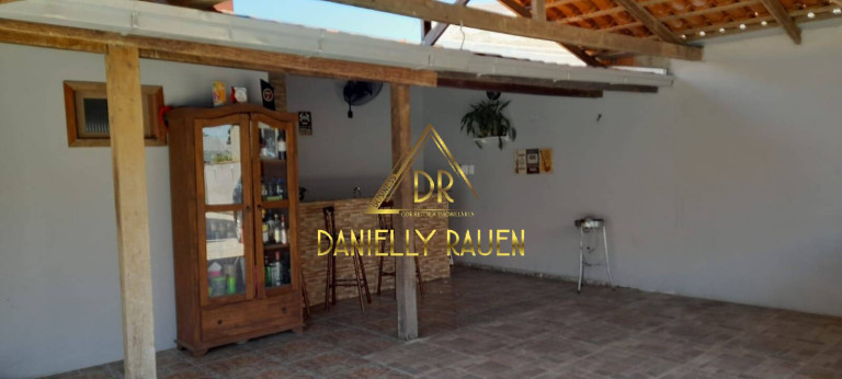 Imagem Casa com 3 Quartos à Venda, 312 m² em Centro - Balneário Piçarras