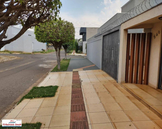 Imagem Casa com 4 Quartos à Venda, 247 m² em Jardim São Lourenço - Campo Grande Imagem Casa com 4 Quartos à Venda, 247 m² em Jardim São Lourenço - Campo Grande