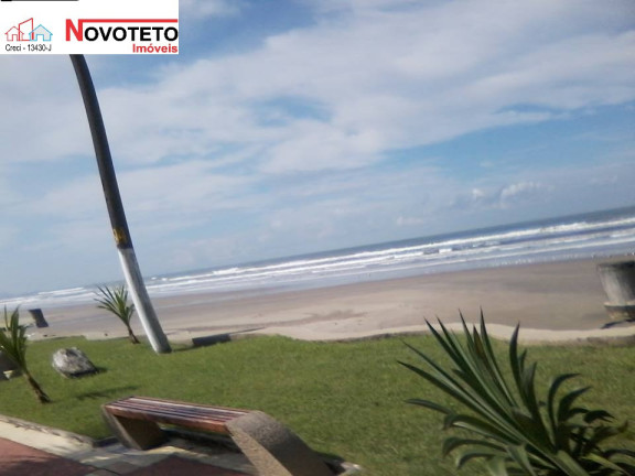 Imagem Casa com 2 Quartos à Venda, 130 m² em Solemar - Praia Grande Imagem Casa com 2 Quartos à Venda, 130 m² em Solemar - Praia Grande
