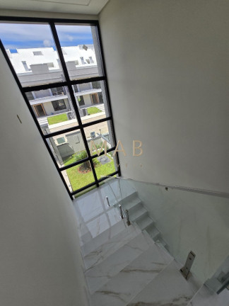 Imagem Casa com 3 Quartos à Venda, 206 m² em Ingleses Do Rio Vermelho - Florianópolis