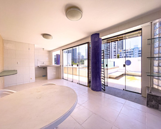 Imóvel com 3 Quartos à Venda, 217 m² em Ondina - Salvador