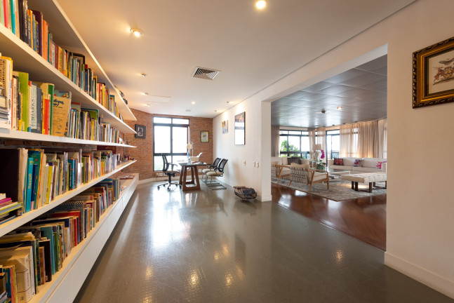 Apartamento com 4 Quartos para Alugar, 500 m² em Real Parque - São Paulo