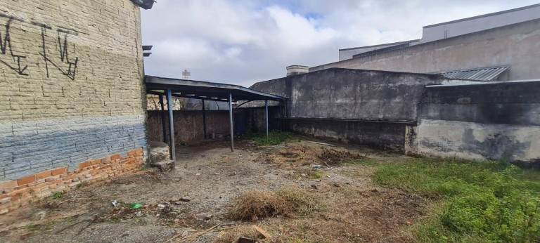 Imagem Terreno à Venda, 660 m² em Taboão - Diadema Imagem Terreno à Venda, 660 m² em Taboão - Diadema