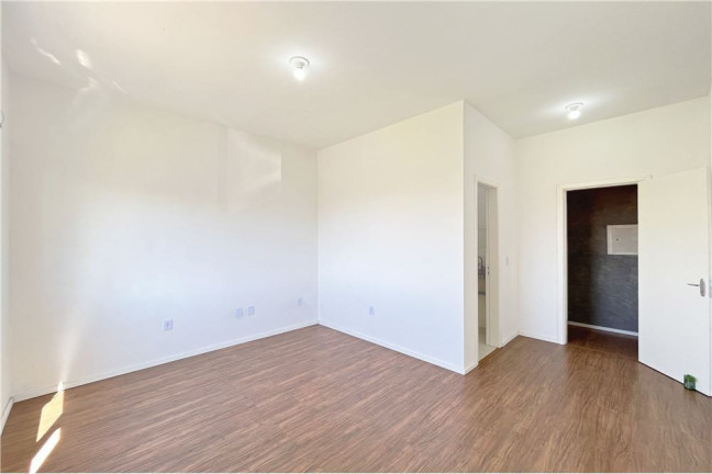 Imagem Casa com 2 Quartos à Venda, 88 m² em Hípica - Porto Alegre Imagem Casa com 2 Quartos à Venda, 88 m² em Hípica - Porto Alegre