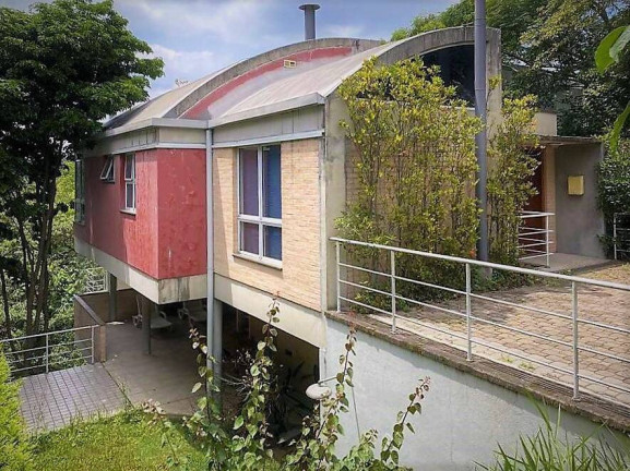 Casa de Condomínio com 3 Quartos à Venda,  em Granja Viana - Cotia