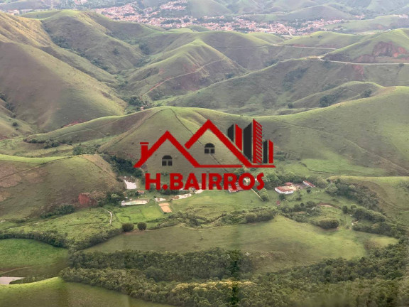 Imagem Chácara com 5 Quartos à Venda, 1 m² em Vila Alves - Guaratinguetá