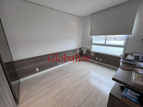 Imagem Imóvel com 4 Quartos à Venda, 189 m² em Ponta Da Praia - Santos Imagem Imóvel com 4 Quartos à Venda, 189 m² em Ponta Da Praia - Santos