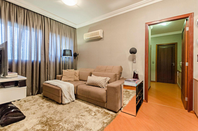 Imagem Apartamento com 3 Quartos à Venda, 149 m² em Cristo Rei - Curitiba Imagem Apartamento com 3 Quartos à Venda, 149 m² em Cristo Rei - Curitiba