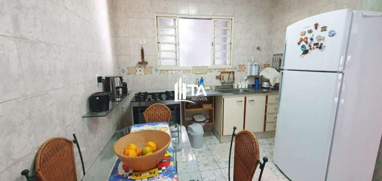 Imagem Casa com 4 Quartos à Venda, 220 m² em Jardim Aurélia - Campinas Imagem Casa com 4 Quartos à Venda, 220 m² em Jardim Aurélia - Campinas