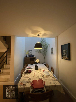 Imagem Casa de Condomínio com 2 Quartos à Venda, 184 m² em Vila Monumento - São Paulo