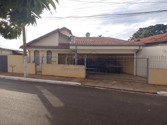 Imagem Casa com 3 Quartos à Venda, 900 m² em Centro - Pirassununga Imagem Casa com 3 Quartos à Venda, 900 m² em Centro - Pirassununga